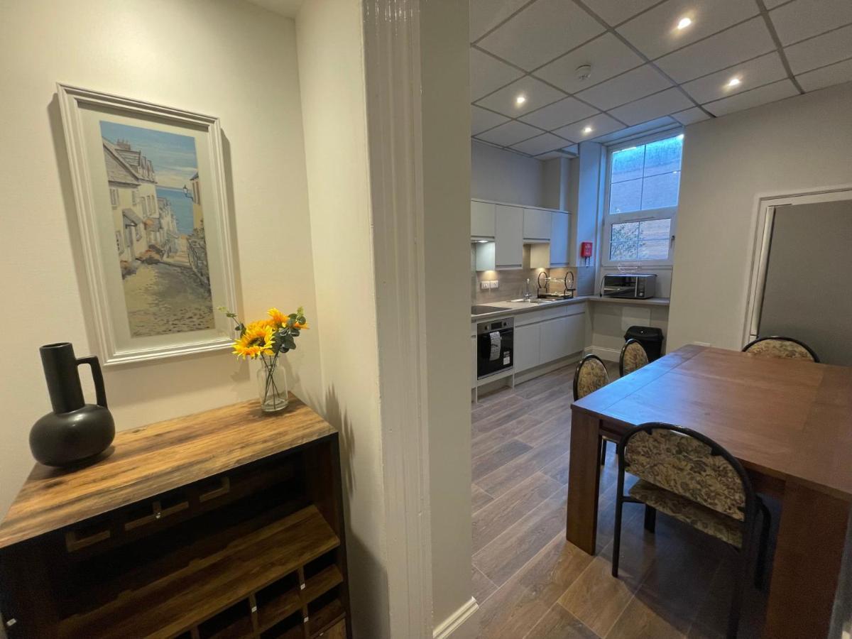 Traditional 5 Bedroom City Centre Apartment Glasgow Dış mekan fotoğraf