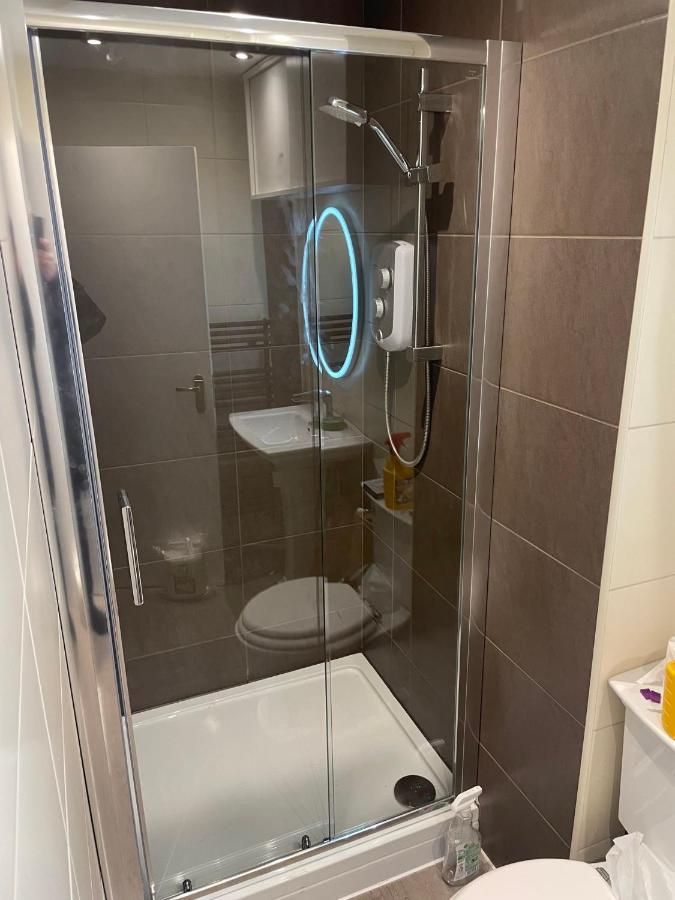 Traditional 5 Bedroom City Centre Apartment Glasgow Dış mekan fotoğraf